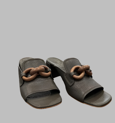 Santoni WOMEN'S ORANGE LEATHER DOUBLE-BUCKLE SLIDE SANDAL