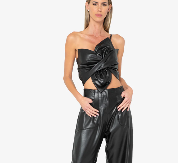 Just Be Queen Orchid Top- Black Just Be Queen Orchid Top- Black
