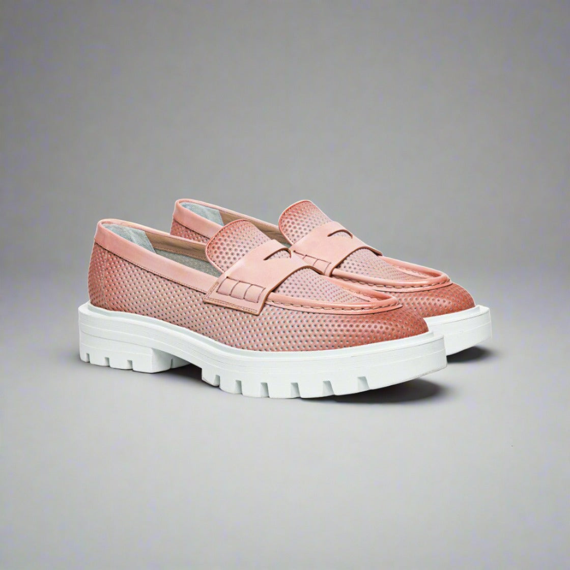 Santoni WOMEN’S PINK LEATHER PENNY LOAFER Santoni WOMEN’S PINK LEATHER PENNY LOAFER