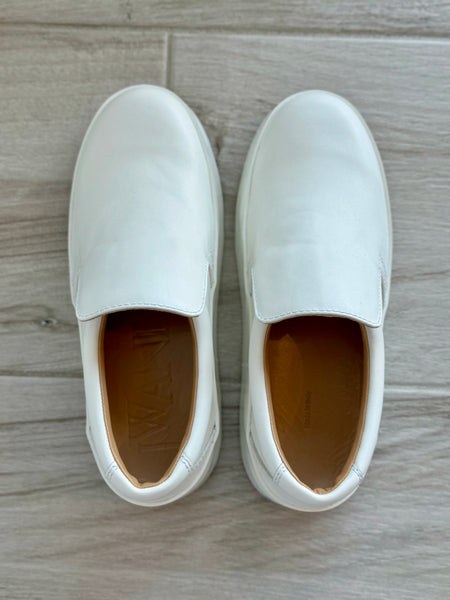 JW Anderson SLIP-ONS- Off White