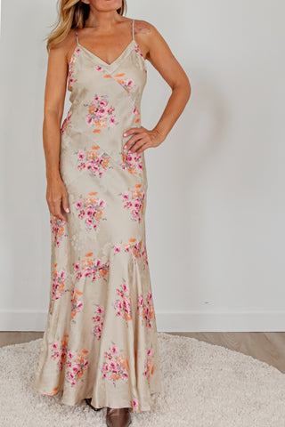 Saloni Lea Long Dress In Climbing Dianthus Print