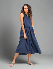 Frank & Eileen Daphne Sleeveless Popover Dress- Navy